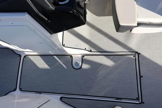 Slide: The Image of Yamaha AR 195 BOTH COLORS AVAILABLE 2026 - 19