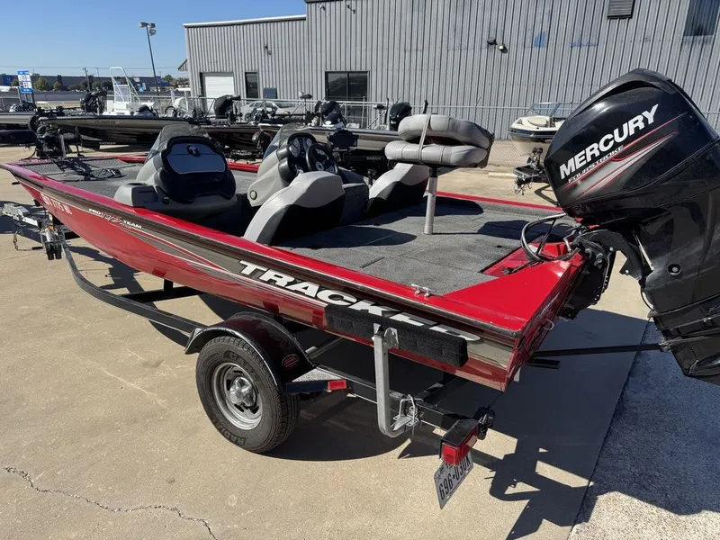 Slide: The Image of Tracker Pro Team 175 TXW 2016 - 2