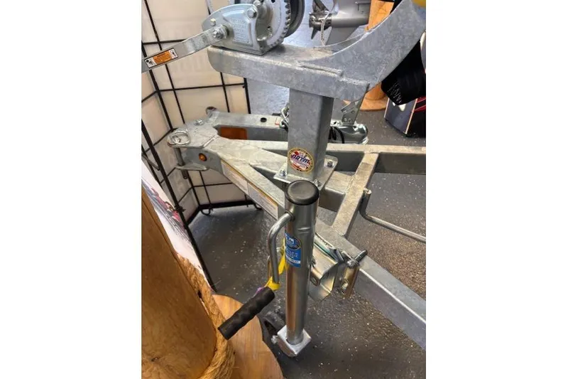 Slide: The Image of Trailer hitch and winch of 2026 Tracker Bass Tracker Classic CC boat. - 13