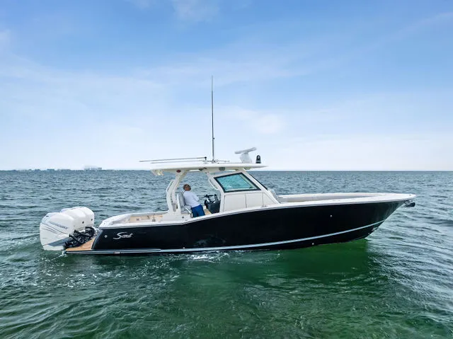 Slide: The Image of Scout 355 LXF 2020 - 43