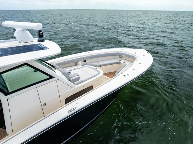 Slide: The Image of Scout 355 LXF 2020 - 50