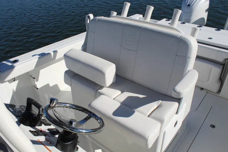 Slide: The Image of Parker Marine 274 Fathom 2026 - 10