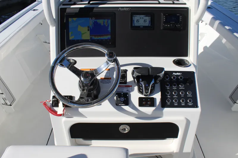 Slide: The Image of Parker Marine 274 Fathom 2026 - 11