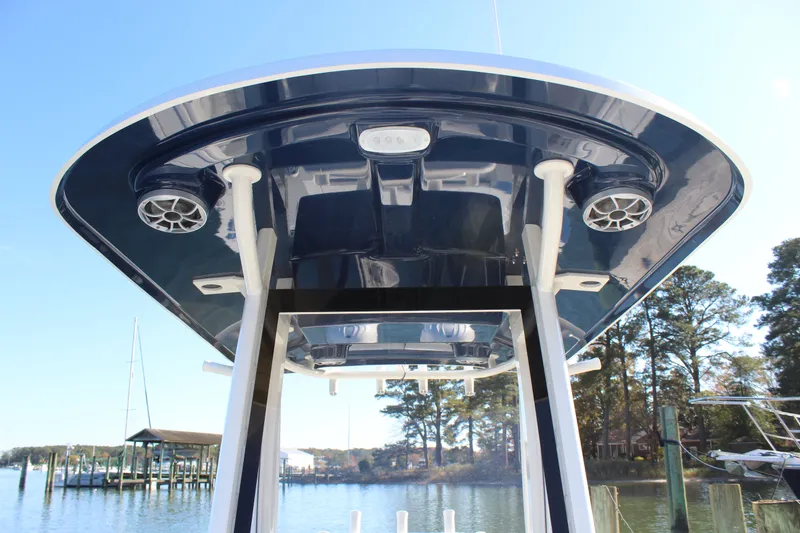 Slide: The Image of Parker Marine 274 Fathom 2026 - 16