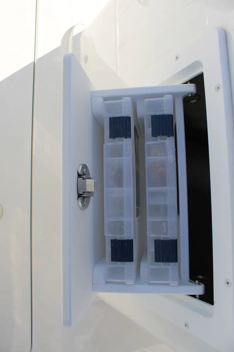 Slide: The Image of Parker Marine 274 Fathom 2026 - 19