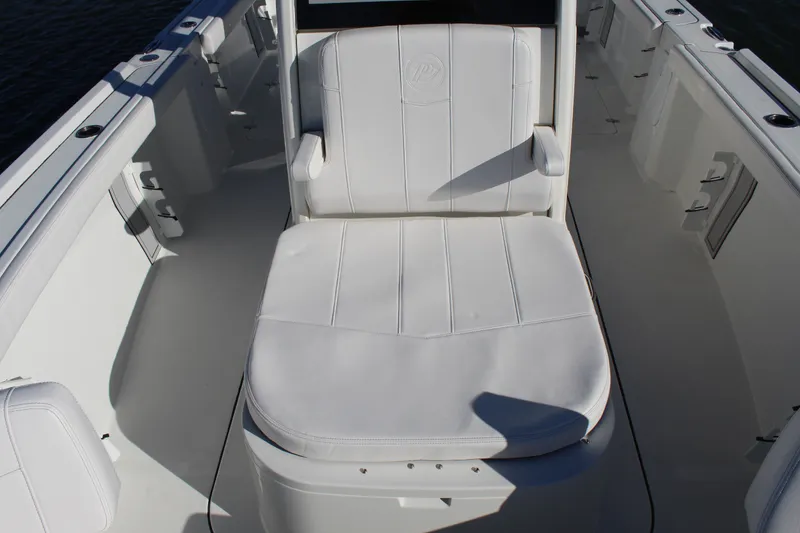 Slide: The Image of Parker Marine 274 Fathom 2026 - 7