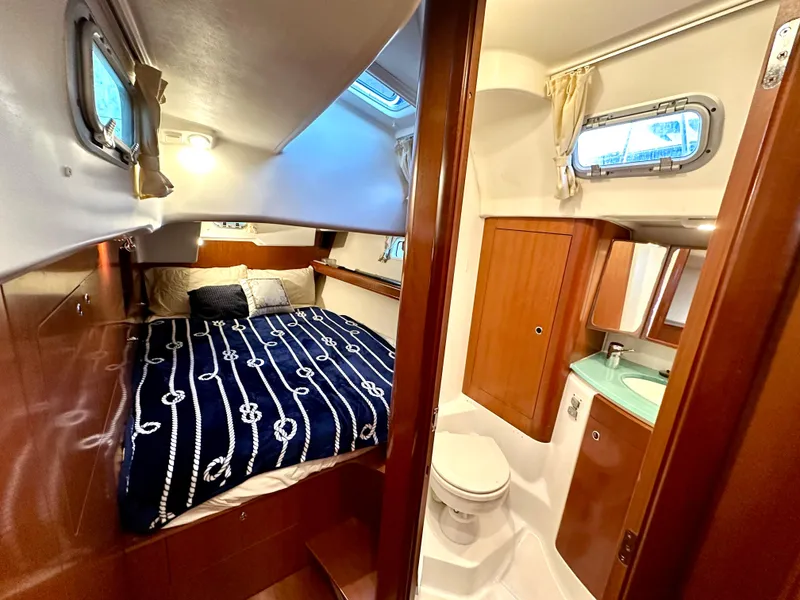 Slide: The Image of Port aft cabin with en-suite head - 24