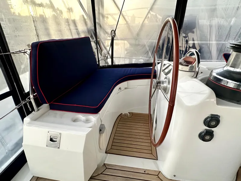 Slide: The Image of Port helm - 35