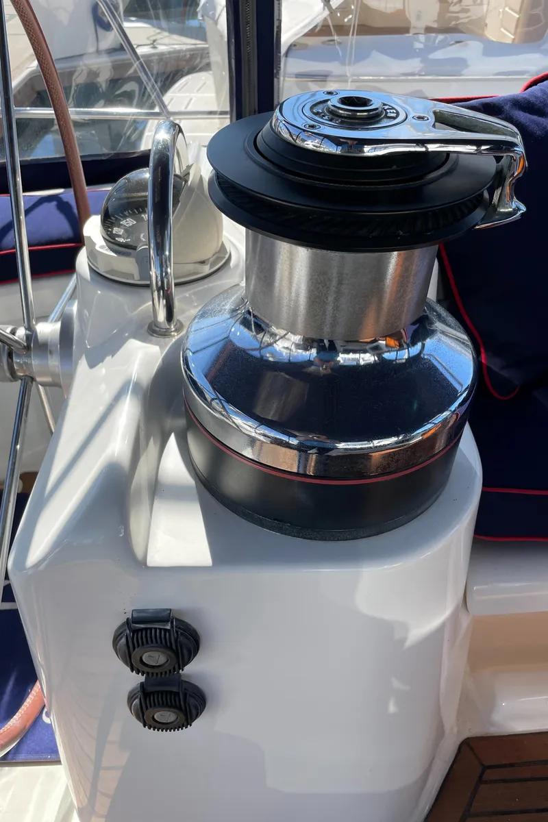 Slide: The Image of Port helm station electric winch - 45