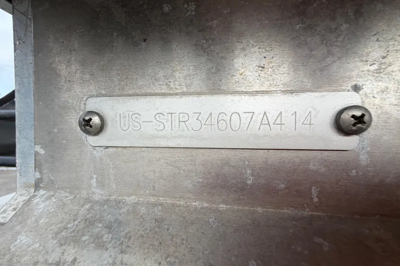 Slide: The Image of Label on Mercury Marine engine, model F30ELPT, 30 HP, for 2014 Starcraft Stardeck 190 Cruise. - 60