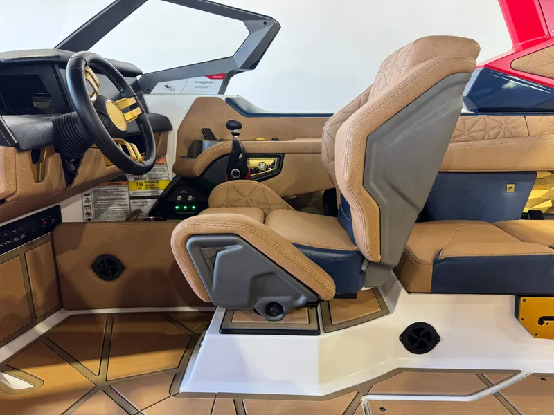 Slide: The Image of Nautique Super Air Nautique G25 Paragon 2025 - 26