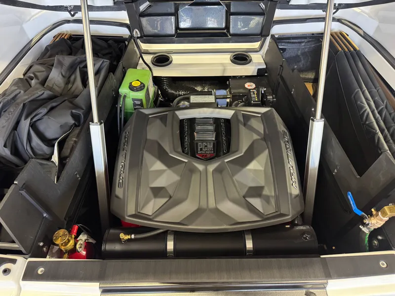 Slide: The Image of Nautique Super Air Nautique G25 Paragon 2025 - 31