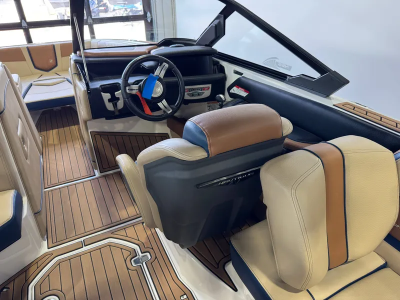 Slide: The Image of Nautique Super Air Nautique G23 2020 - 24