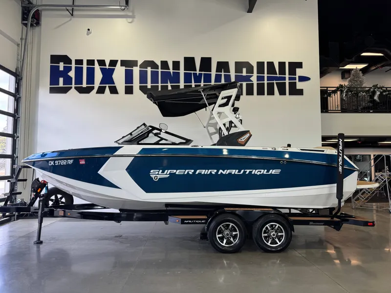 Slide: The Image of Nautique Super Air Nautique G23 2020 - 4