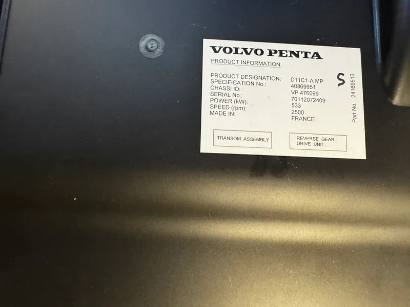 Slide: The Image of Galeon 500 FLY 2024 - 48