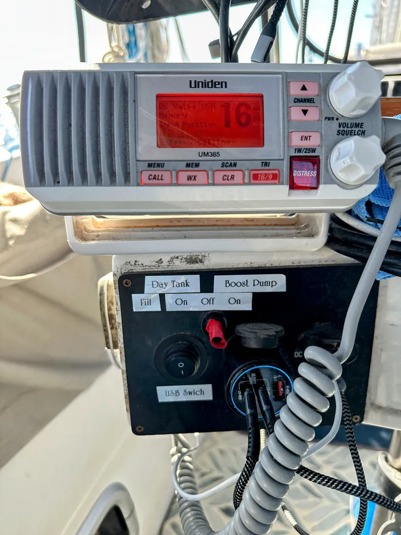 Slide: The Image of Hunter Passage 42 1992 - 100