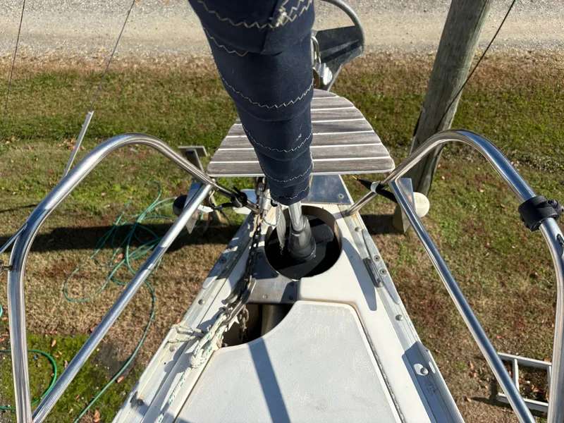 Slide: The Image of Hunter Passage 42 1992 - 105