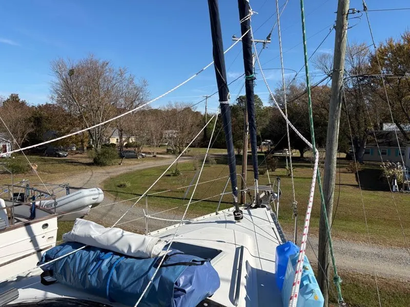 Slide: The Image of Hunter Passage 42 1992 - 107