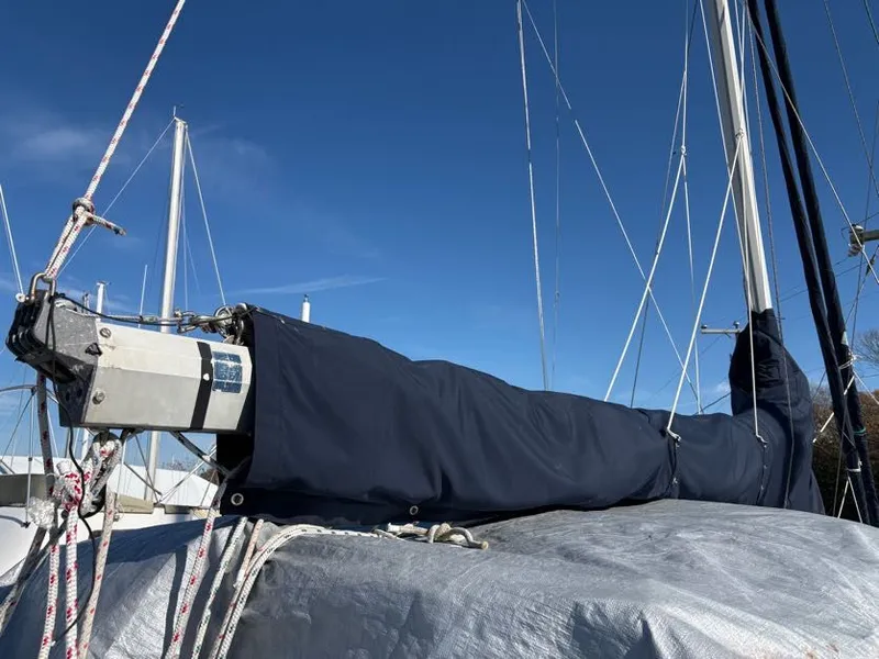 Slide: The Image of Hunter Passage 42 1992 - 117