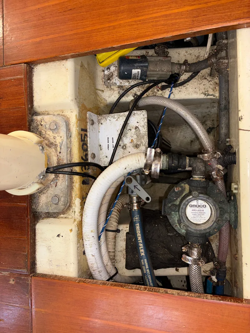 Slide: The Image of Hunter Passage 42 1992 - 138