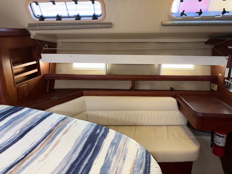 Slide: The Image of Hunter Passage 42 1992 - 33