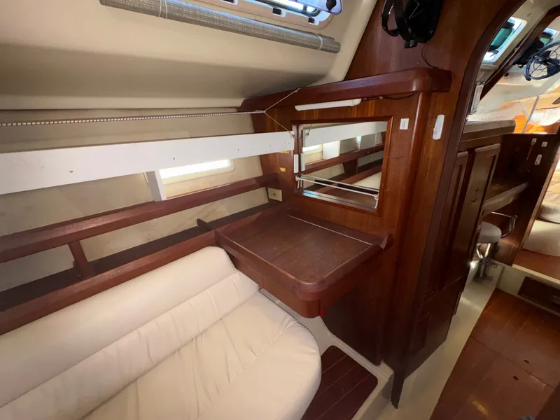 Slide: The Image of Hunter Passage 42 1992 - 34