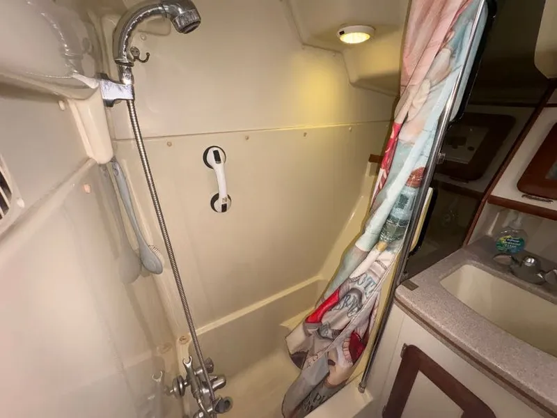 Slide: The Image of Hunter Passage 42 1992 - 39