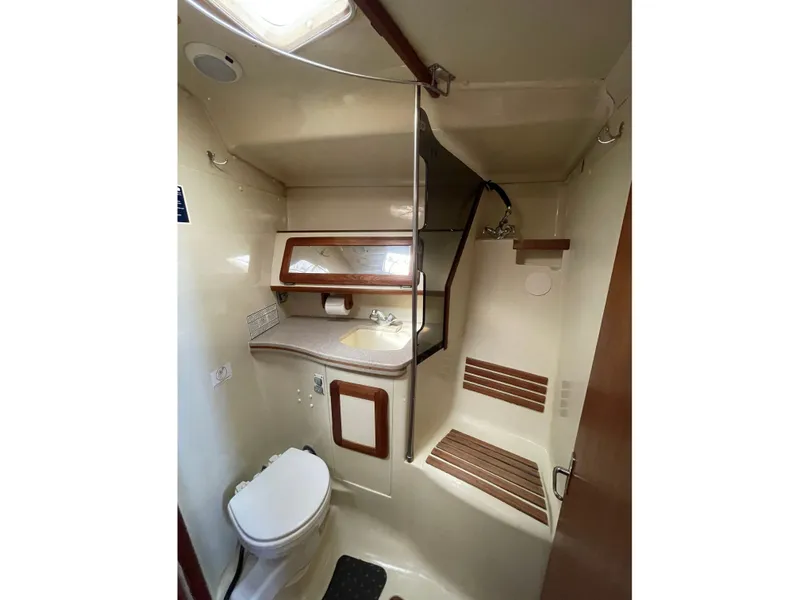 Slide: The Image of Hunter Passage 42 1992 - 51