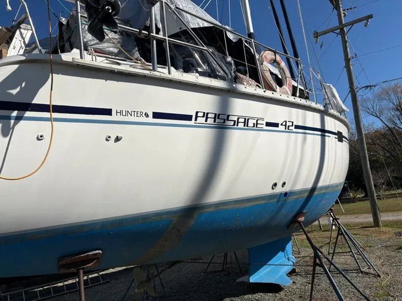 Slide: The Image of Hunter Passage 42 1992 - 58