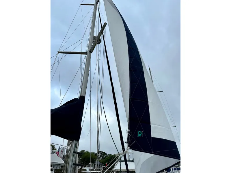 Slide: The Image of Hunter Passage 42 1992 - 72