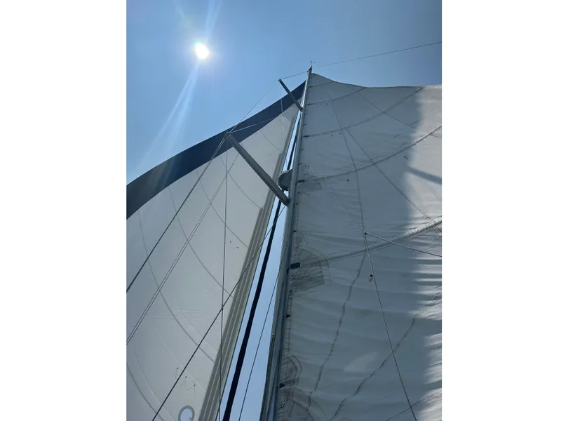 Slide: The Image of Hunter Passage 42 1992 - 73