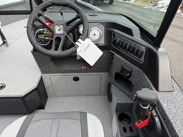 Slide: The Image of Lund 1875 Impact XS Sport 2026 - 6