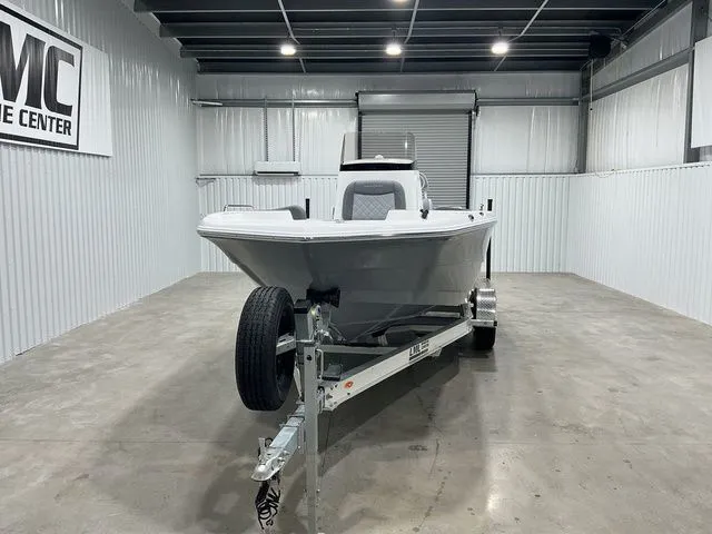 Slide: The Image of NauticStar 211 Hybrid 2026 - 2