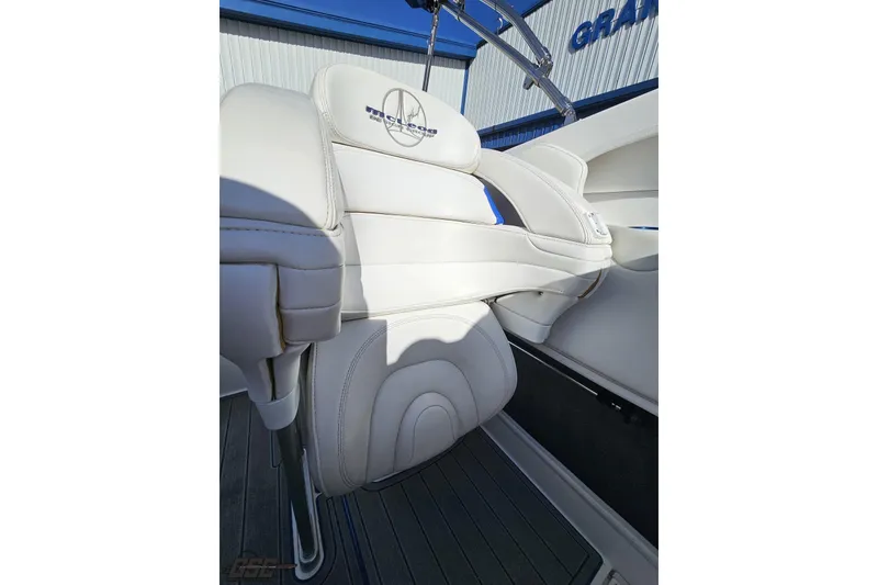 Slide: The Image of 2010 Sunsation 288 MID-CABIN boat interior with white leather seating. - 100