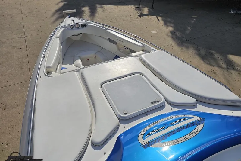 Slide: The Image of 2010 Sunsation 288 MID-CABIN OPEN BOW boat with sleek design and spacious seating. - 69