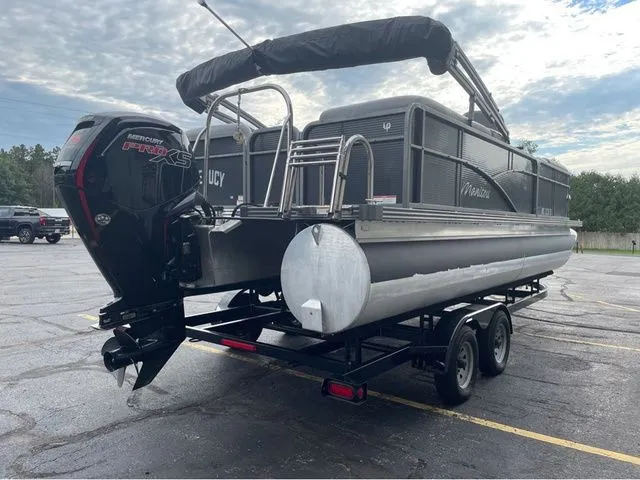 Slide: The Image of Manitou 22 Aurora LE Twin Tube 25" 2018 - 5