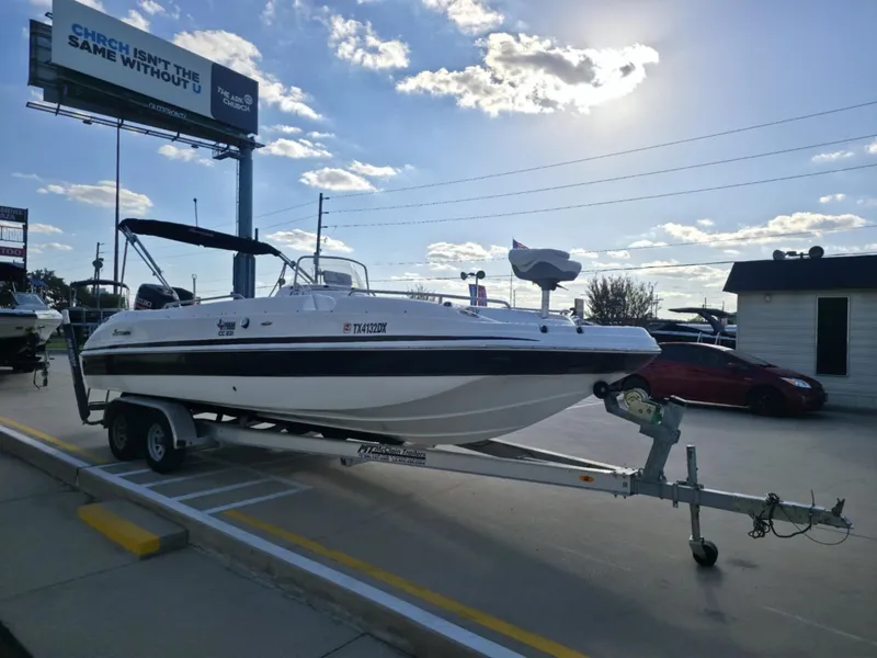 Slide: The Image of Hurricane SS231CC 2017 - 6