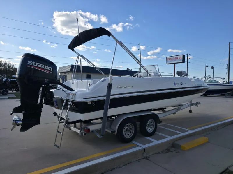 Slide: The Image of Hurricane SS231CC 2017 - 8