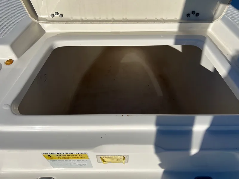 Slide: The Image of NauticStar 214XTS SHALLOW BAY 2016 - 16