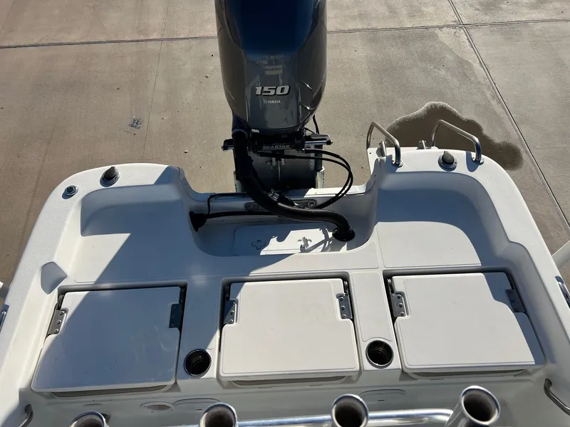 Slide: The Image of NauticStar 214XTS SHALLOW BAY 2016 - 33