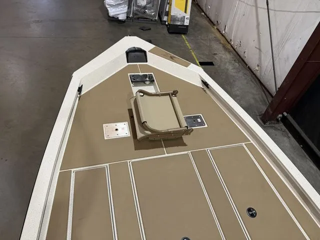 Slide: The Image of Xpress H20 Crappie W/Yamaha 175 "SHO" 2026 - 8