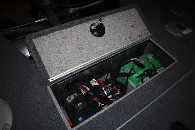 Slide: The Image of Crestliner 1750 Fish Hawk WT JS 2019 - 7