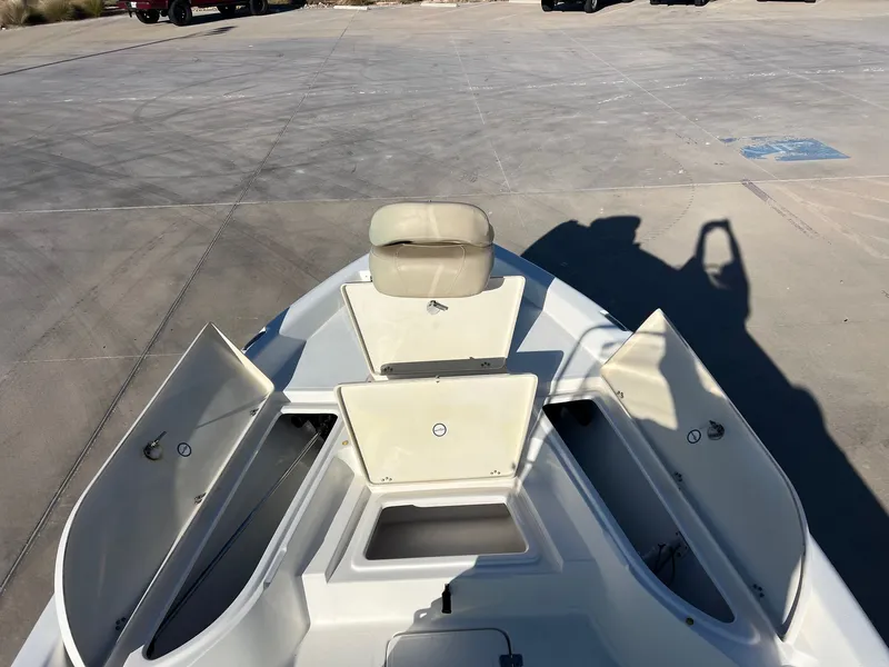 Slide: The Image of NauticStar 214XTS SHALLOW BAY 2016 - 13