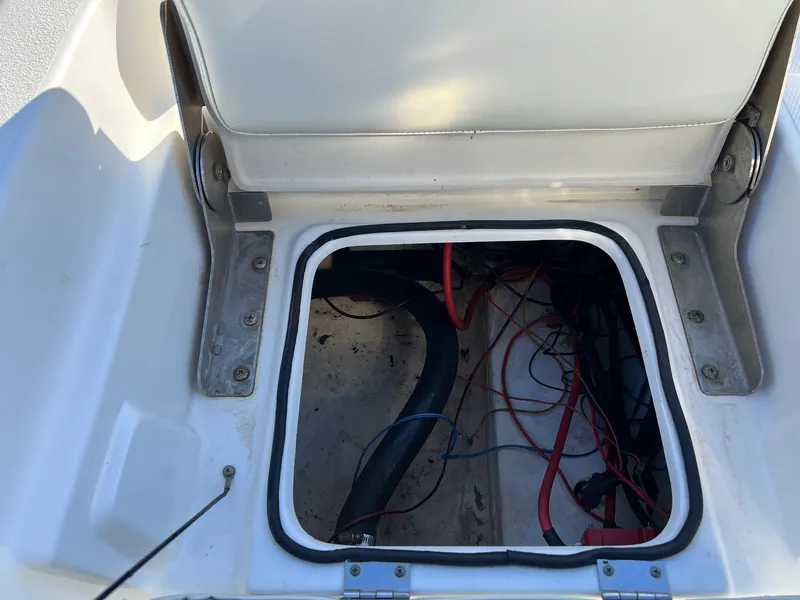 Slide: The Image of NauticStar 214XTS SHALLOW BAY 2016 - 32