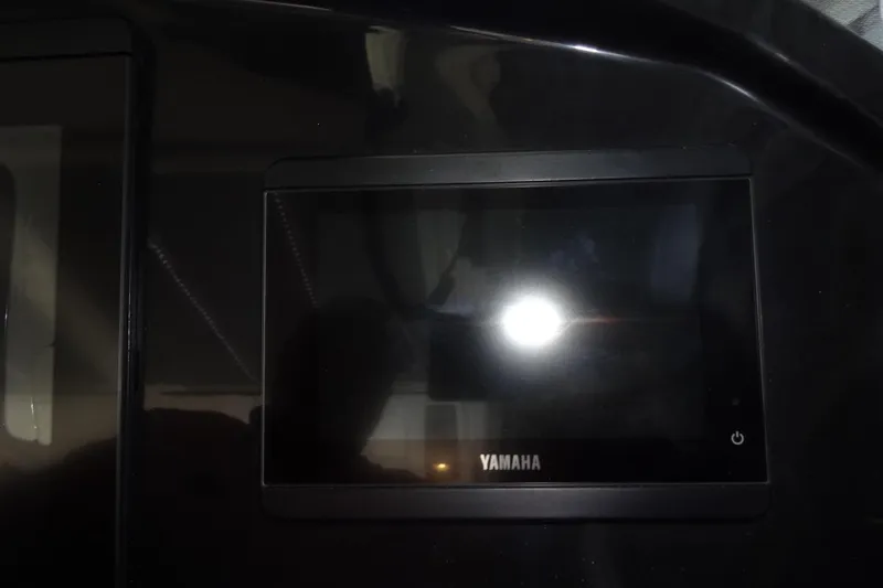 Slide: The Image of Yamaha display screen on 2022 Jeanneau Merry Fisher 895 Offshore boat dashboard. - 75