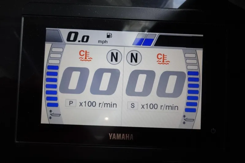 Slide: The Image of Yamaha display panel on 2022 Jeanneau Merry Fisher 895 Offshore boat, showing zero speed. - 87
