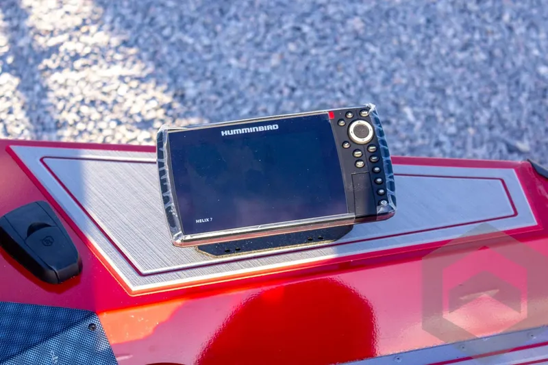 Slide: The Image of Fishfinder on G3 Sportsman 1710 SE boat, 2026 model, with red dashboard. - 30