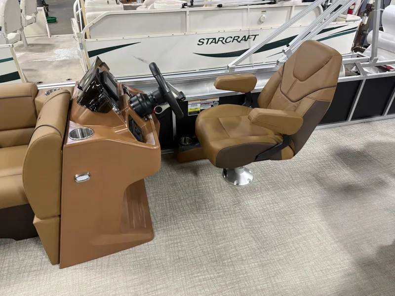 Slide: The Image of Tahoe Sport Rear Fish 2185 & 4-Stroke $32995 2026 - 10