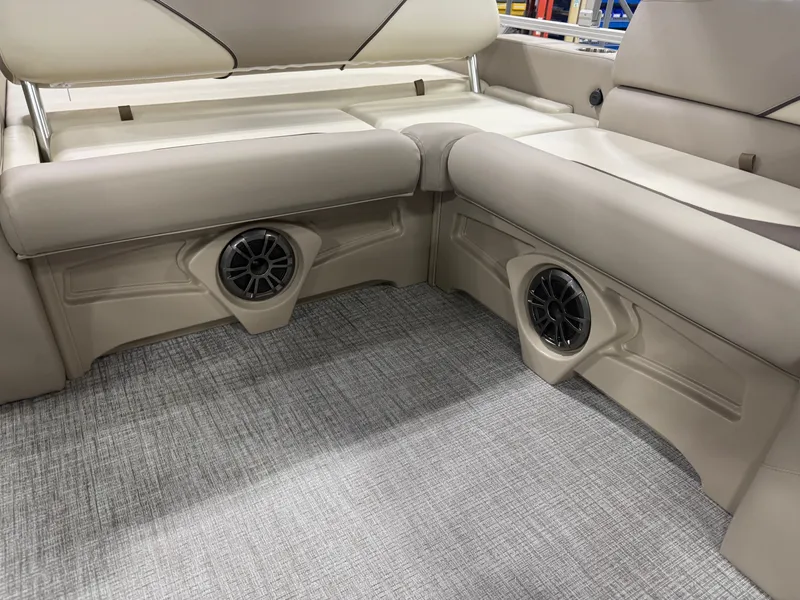 Slide: The Image of Tahoe Sport 2180 Swingback (VRB) & Honda 4-Stroke EFI 2026 - 31