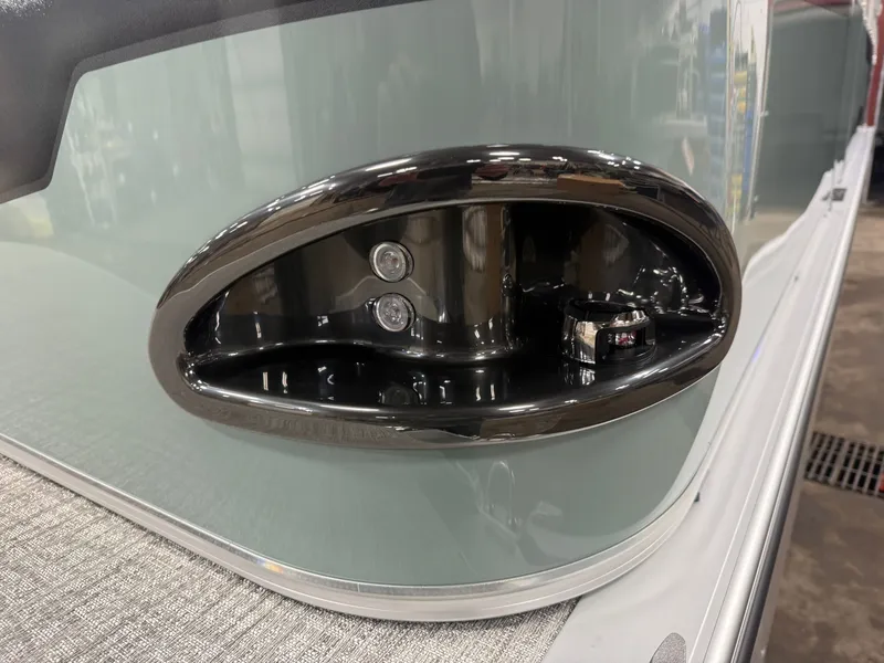 Slide: The Image of Tahoe Sport 2180 Swingback (VRB) & Honda 4-Stroke EFI 2026 - 34